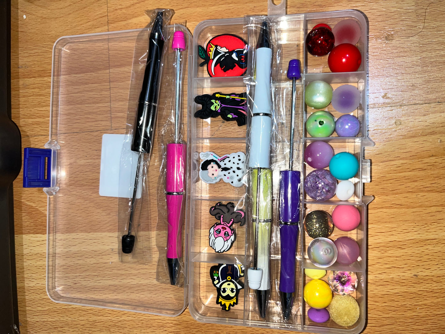 Villains Pen Kit